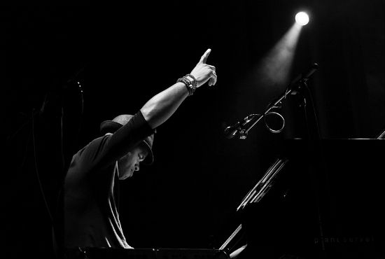 Roberto Fonseca will come to St Petersburg and Moscow on April 15-16th